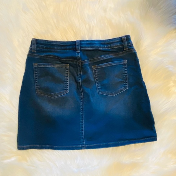 CAT & JACK DENIM SKIRT SIZE XL (14-16) ULTIMATE STRETCH IN GREAT CONDITION. - Picture 10 of 11